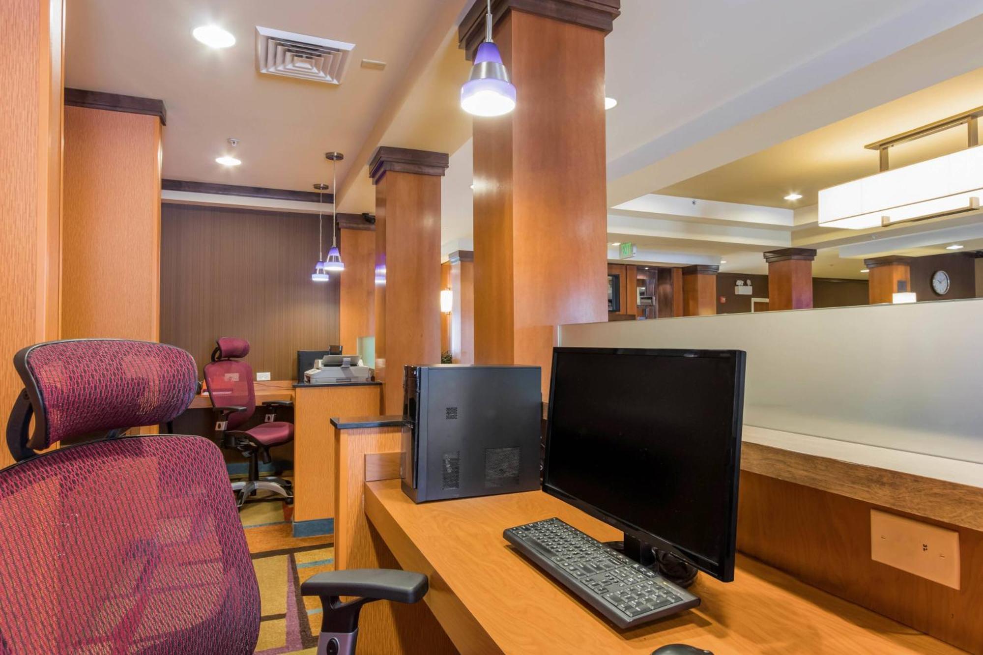 Fairfield Inn & Suites Колумбия Экстерьер фото